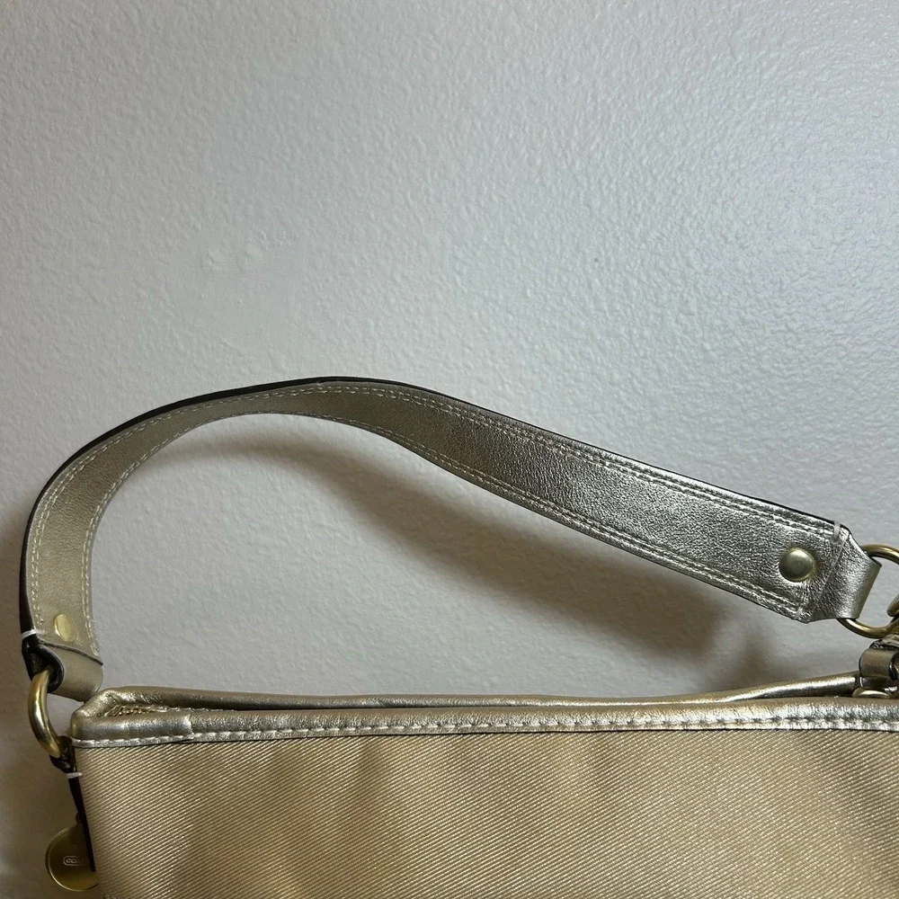 Coach Y2K Signature Canvas Jacquard Baguette 2007 Shoulder Bag/Purse Gold Hardwa